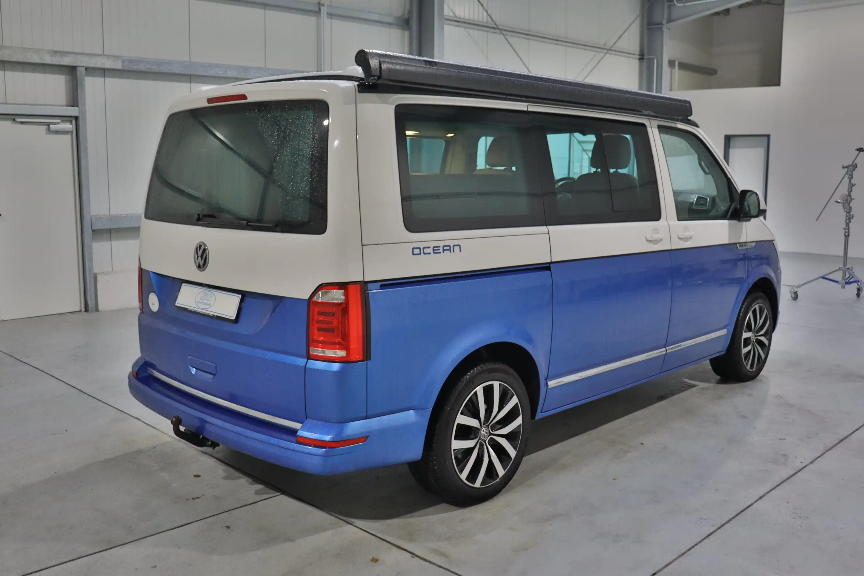 VOLKSWAGEN T6 California Ocean